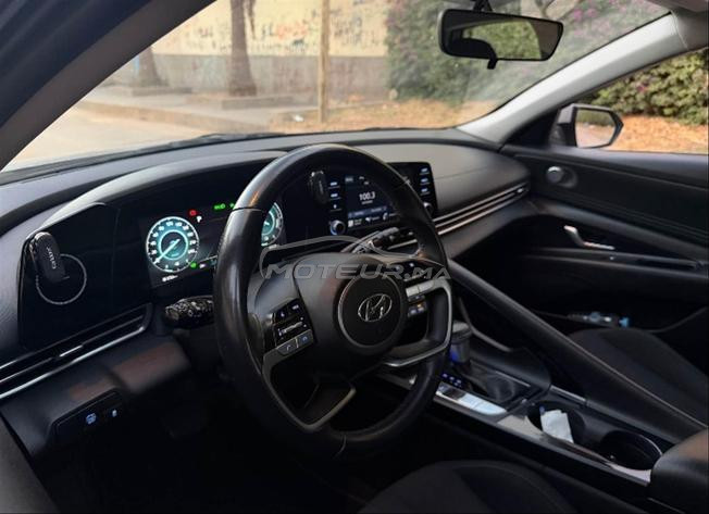 Hyundai Elantra Essence 