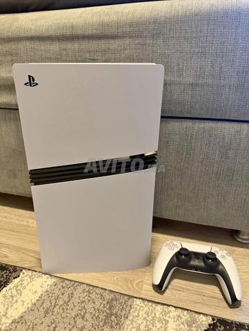 PS5 pro neuve avec lecteur CD - 2