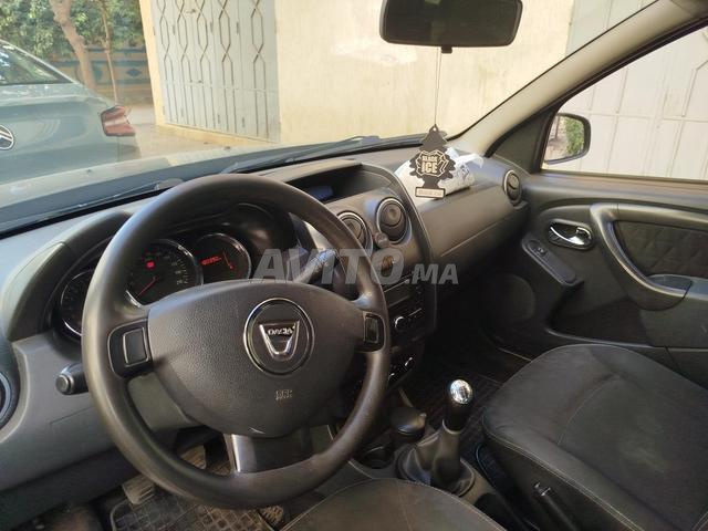 Dacia Duster Diesel Manuelle 2014 à Meknès - 2