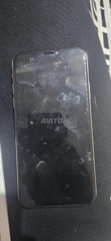 iPhone X en bon état - 2