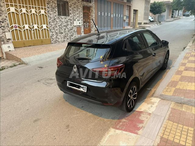 Renault Clio Diesel Manuelle 2021 à Tanger - 2