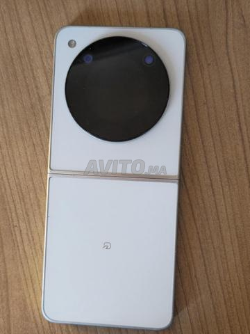 ZTE Nubia Flip 5G 128Go/50Mpx très neuf