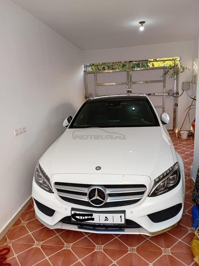 Mercedes-Benz 220 Diesel Automatique  à Rabat