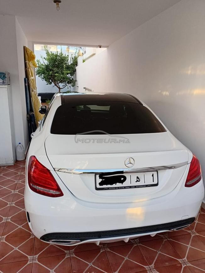 Mercedes-Benz 220 Diesel Automatique  à Rabat