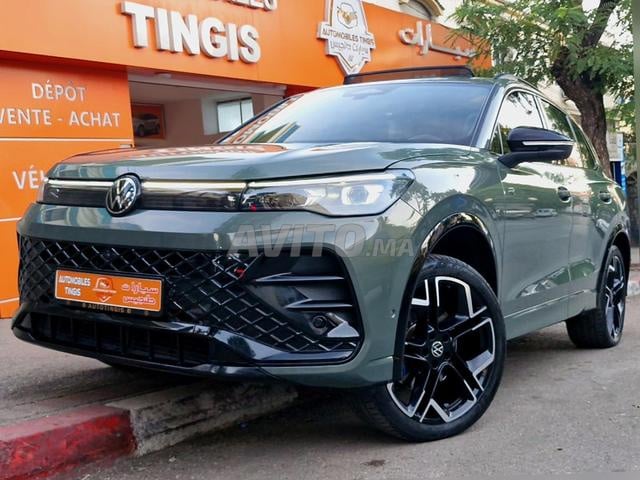 فولكس فاجن تيجوان R-LINE 200 حصان 4x4 12/2024 جميع الكماليات