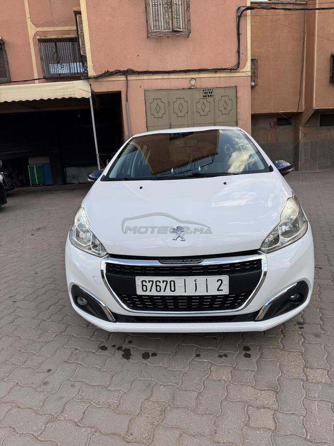  Peugeot 208 2016