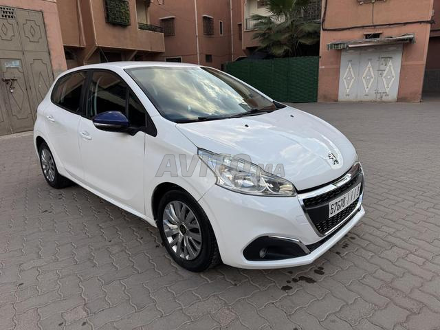 Peugeot 208 2016 - 2
