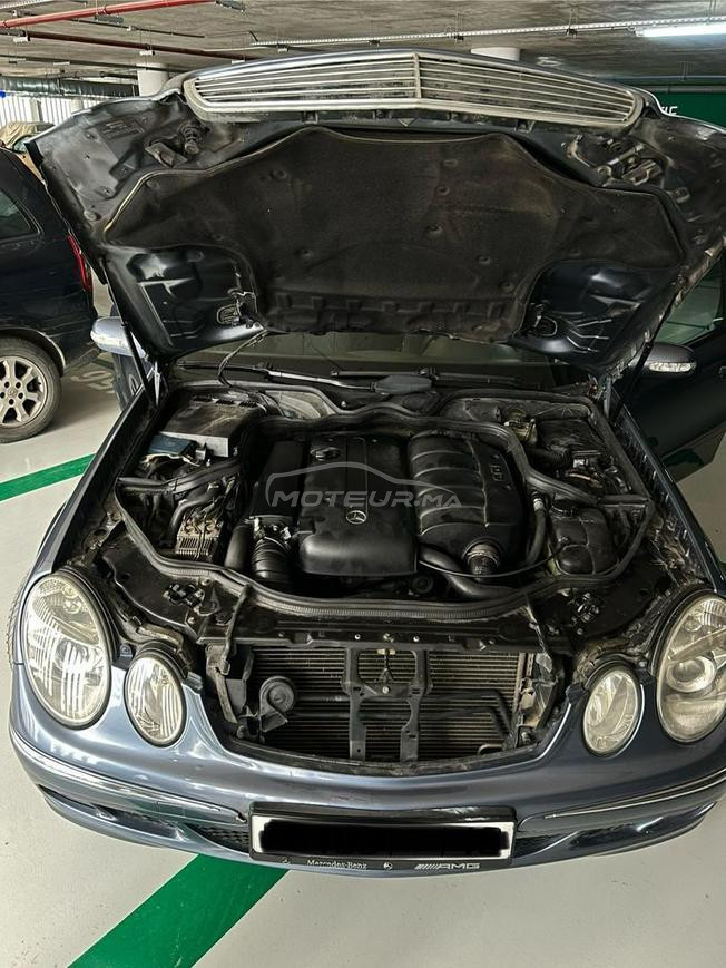 Mercedes E220 