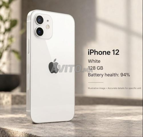 iPhone 12 normal 128Go à 94% d'état, lire ci-dessous