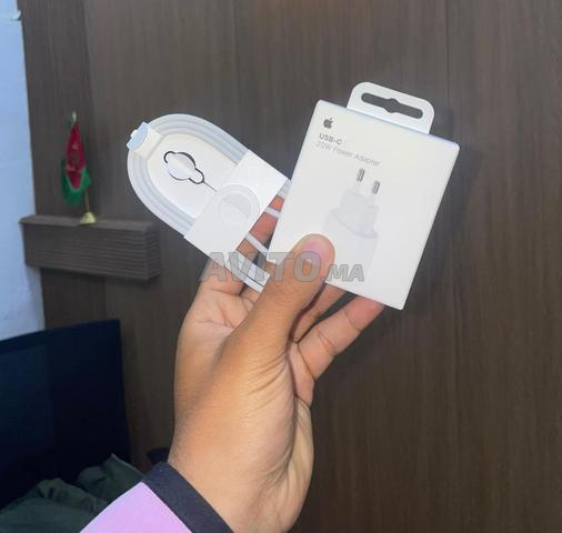 Adaptateur secteur original Apple - 2