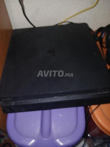 PS4 Slim 500Go avec manette originale