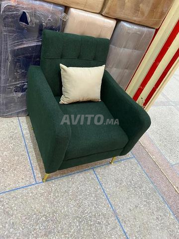 Fauteuil avec pouf - 2