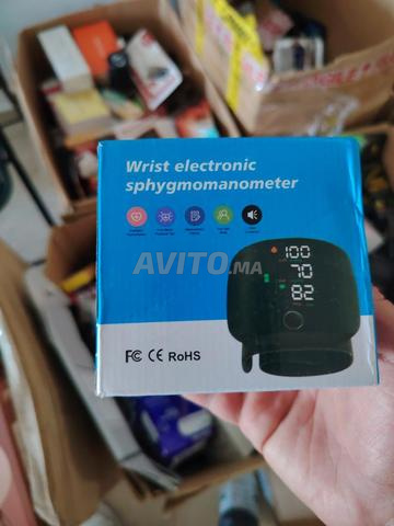 Lot déstockage tensiomètres électroniques poignet - 2