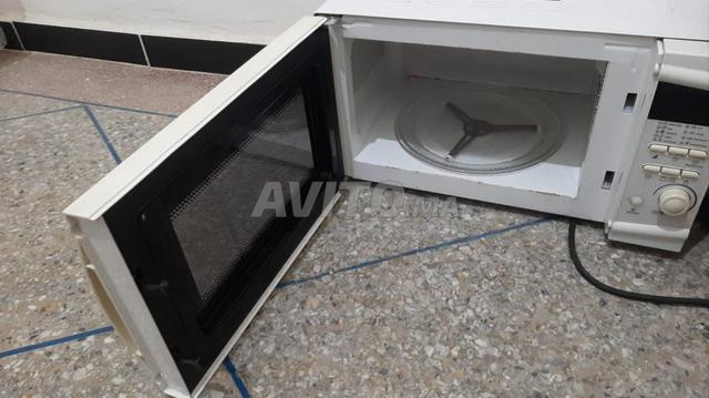 Micro-ondes à vendre - 2