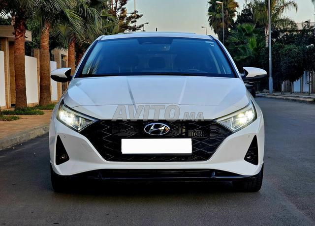 Hyundai i20 Hybride Automatique 2023 à Rabat