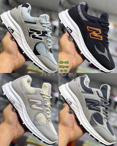 Chaussures de sport au design moderne - 2
