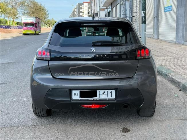 208 automatique premier main 2022