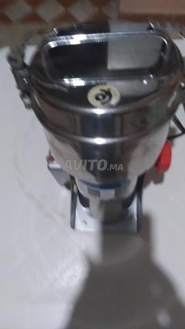 Machine professionnelle - 2