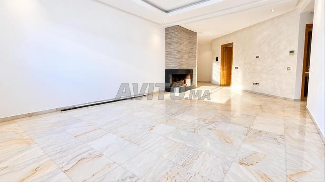 Appartement 118m² à louer à Californie - 2