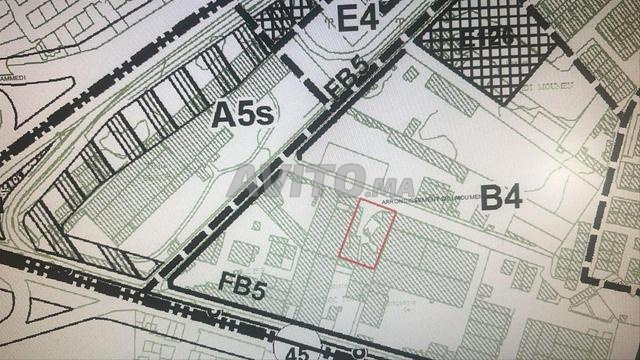 Terrain zone R+4 2000 M2 sidi momen