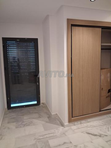 Appartement à louer 77m² à Victoria Bouskoura - 2
