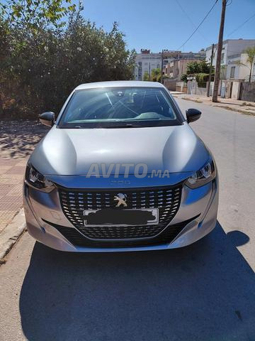 Peugeot 208 - 2