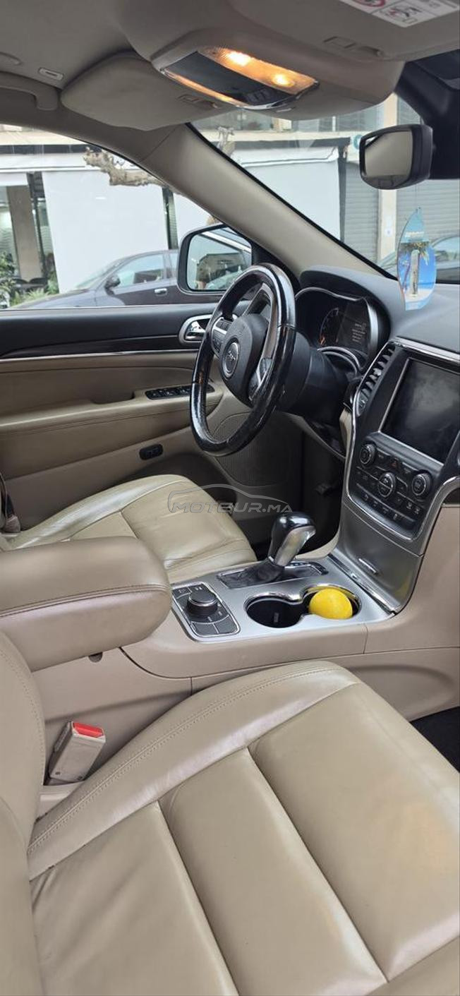 GRAND CHEROKEE