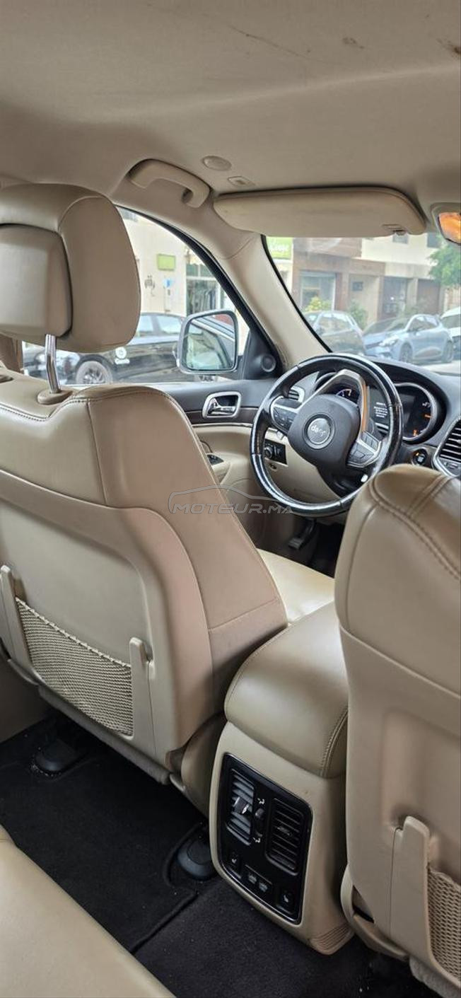 GRAND CHEROKEE