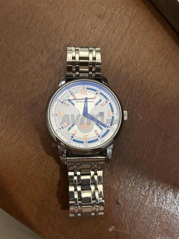Montre neuve jamais portée
