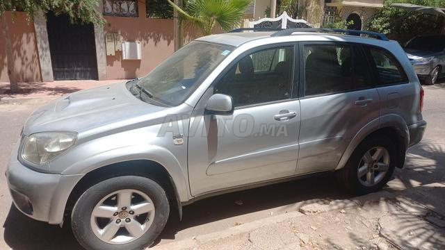 Toyota RAV-4 Diesel Manuelle 2005 à Marrakech - 2