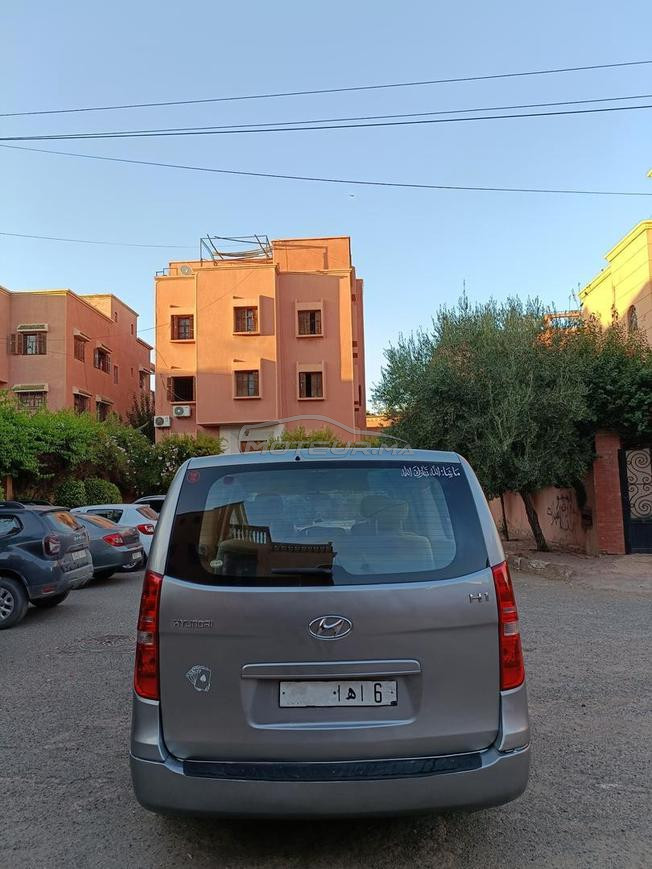 Hyundai H1 