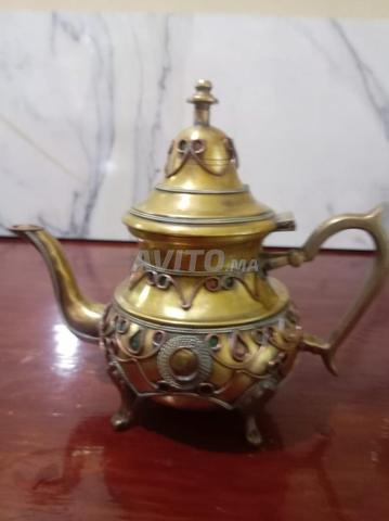 قطع فنية نحاسية من عدة دول - 2