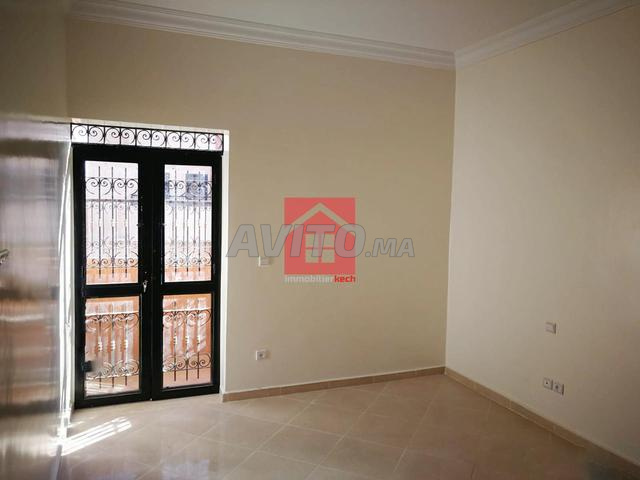 😍 Appartement avec balcon à Khassas à louer mensuellement