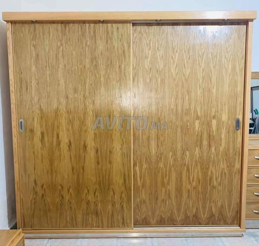 Chambre à coucher complète en bois