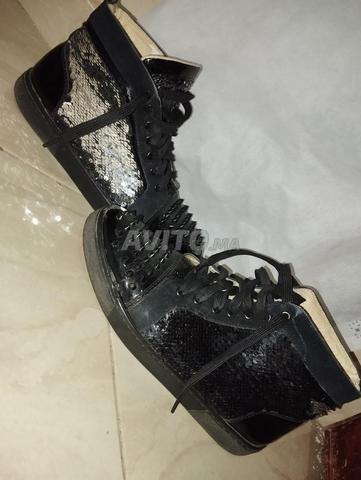 حذاء موديل Louboutin شوك مقاس 41 ستايل أنيق - 2