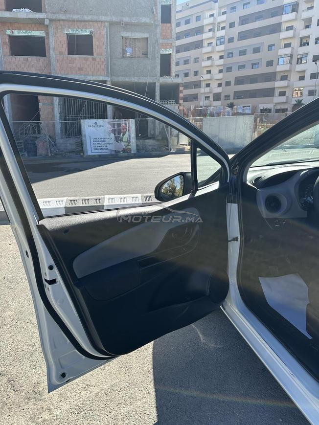 Toyota Yaris Essence Manuelle 2018 à Tanger