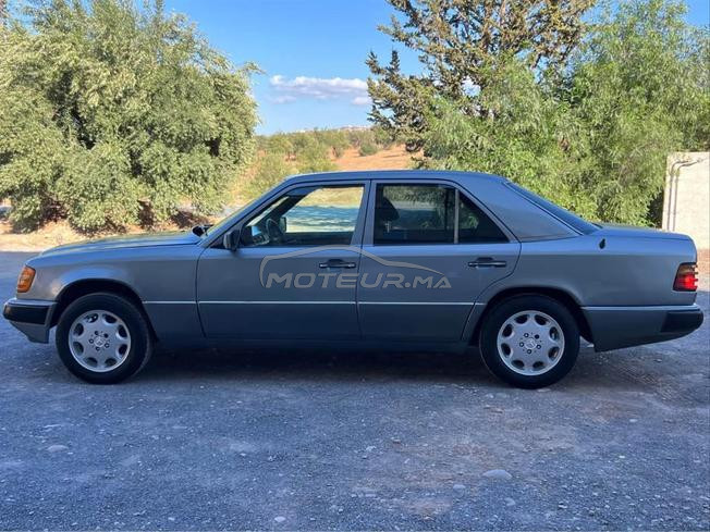 Mercedes-Benz 250 d