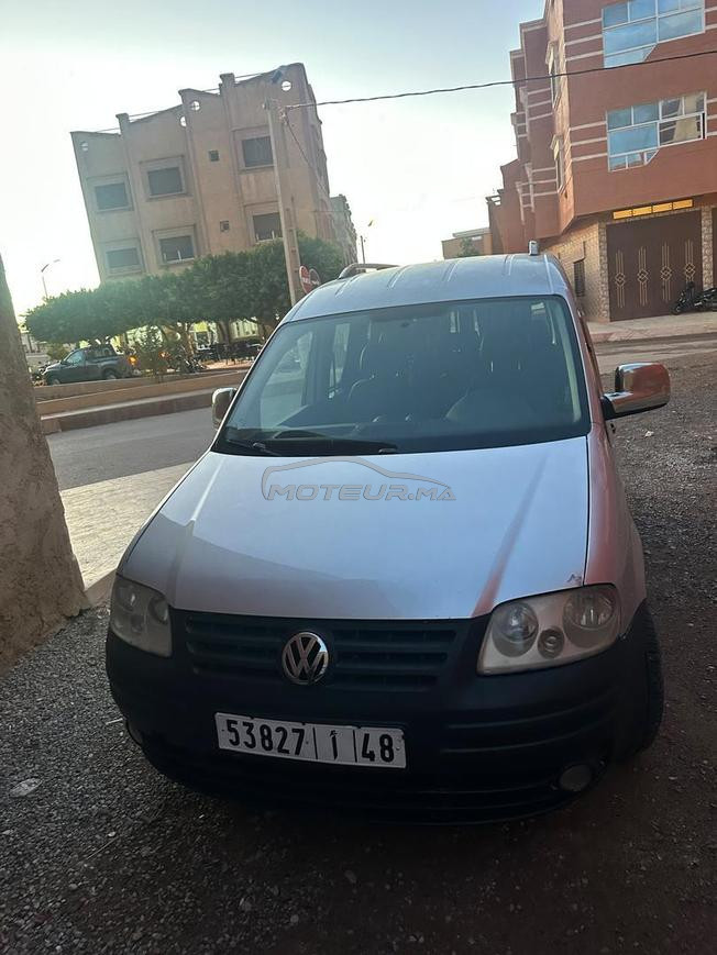 VW Caddy en très bon état 