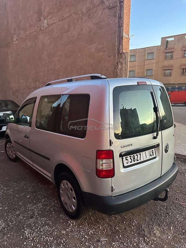 VW Caddy en très bon état 