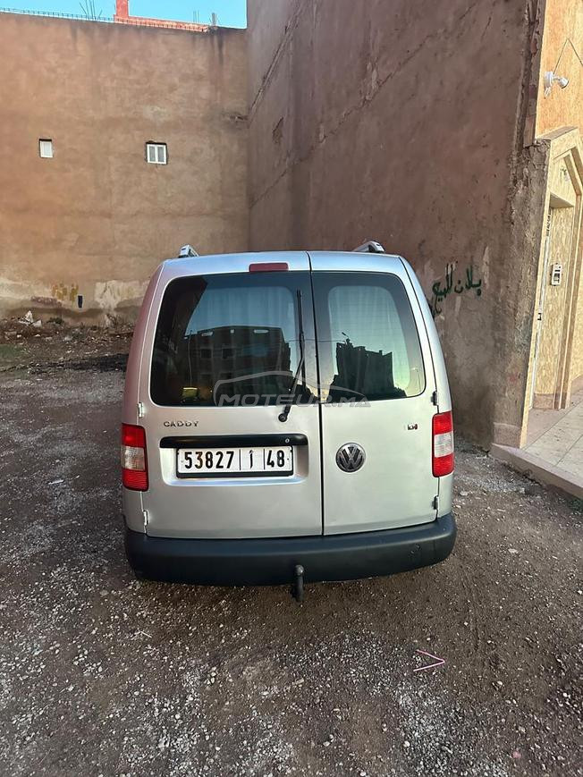 VW Caddy en très bon état 