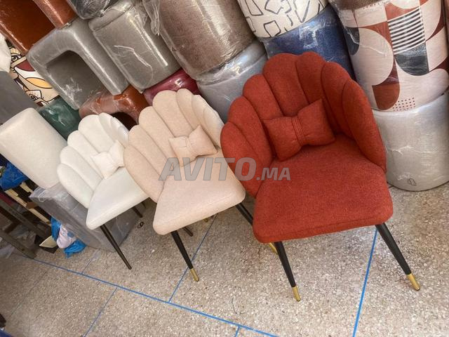 Chaise moderne et élégante - 2