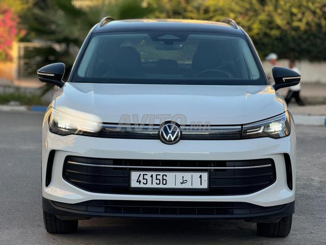 Volkswagen Tiguan - 2