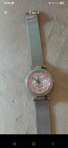 Montre Guess femme neuve extérieure - 2