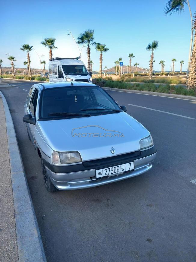 Reunault clio mazout Modèle 95..