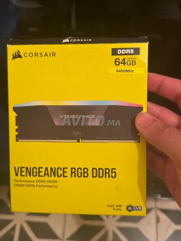 Corsair RGB DDR5 64Go (2 x 32Go) 6400 MHz