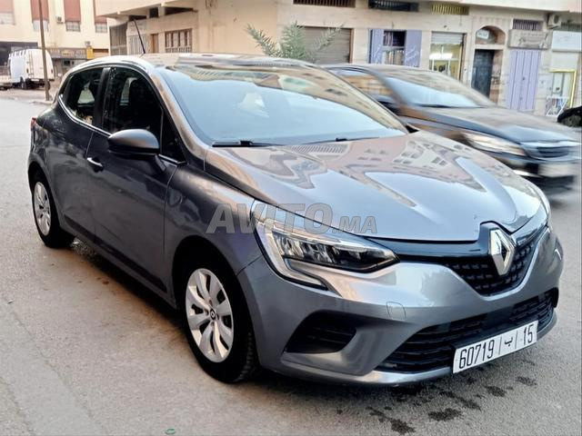 Renault Clio Diesel Manuelle 2023 à Fès - 2