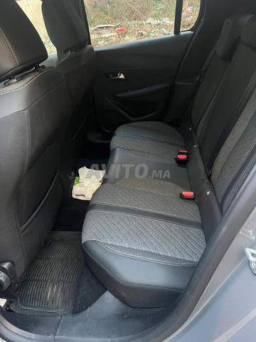 Voiture Peugeot 208 neuve à vendre - 2