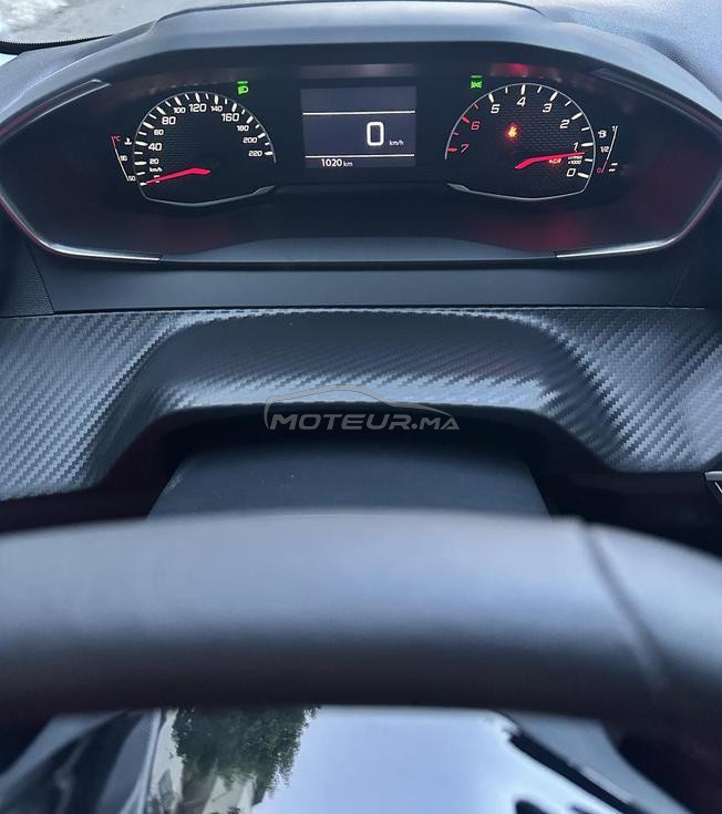 Peugeot  208