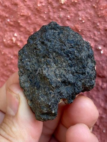 Deux météorites Achondrite NWA - 2