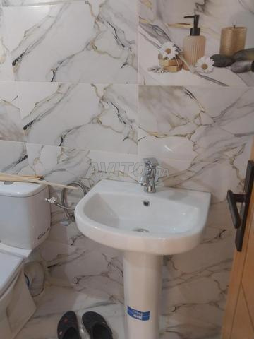 APPARTEMENT BIEN FINI A VENDRE avec daame